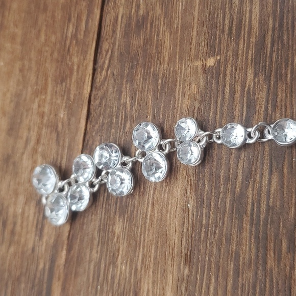 Crystal grapevine‎ necklace pendant